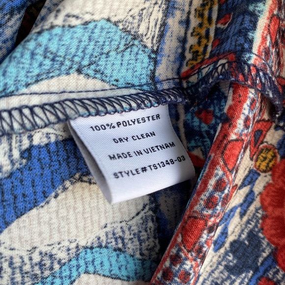 Collective Concepts Off The Shoulder Top - Picture 4 of 4